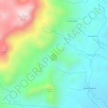 Piedra Colorada地形图、海拔、地势