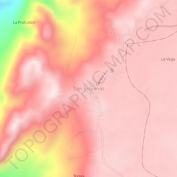 Tres Esquinas地形图、海拔、地势