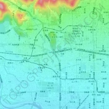 太秦和泉式部町地形图、海拔、地势